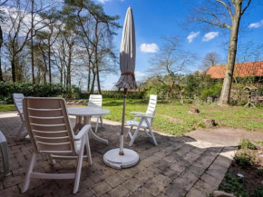 Garden View Bungalow in Holten near Forest